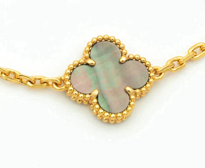 [Elite] CLOVER 5 MOTIF GRAY MOP BRACELET COLLECTION