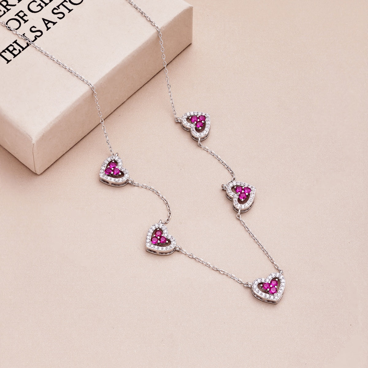 [Elite]Sparkling Five Heart Necklace
