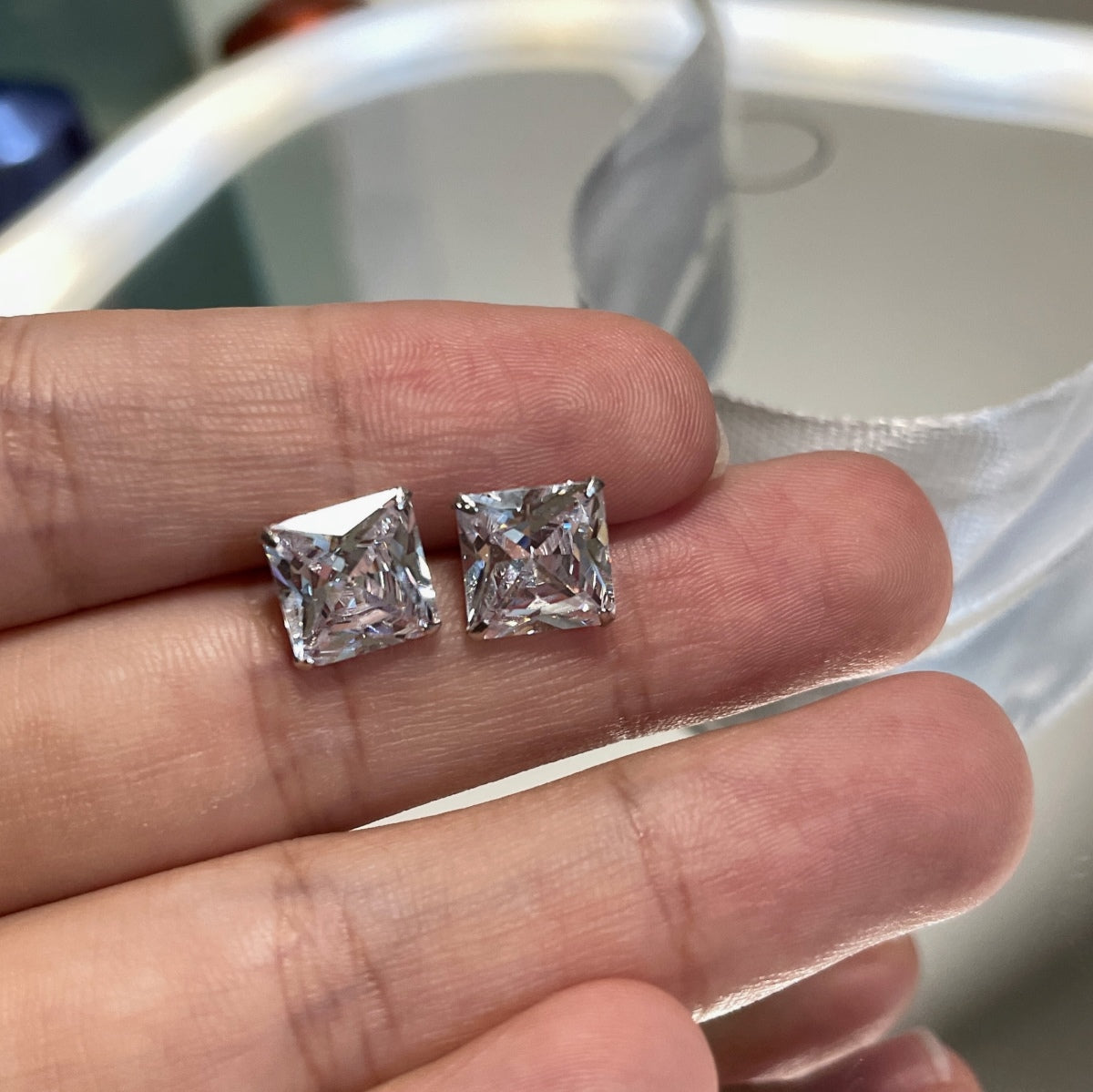 [Elite]Ornate Square Shape Earrings