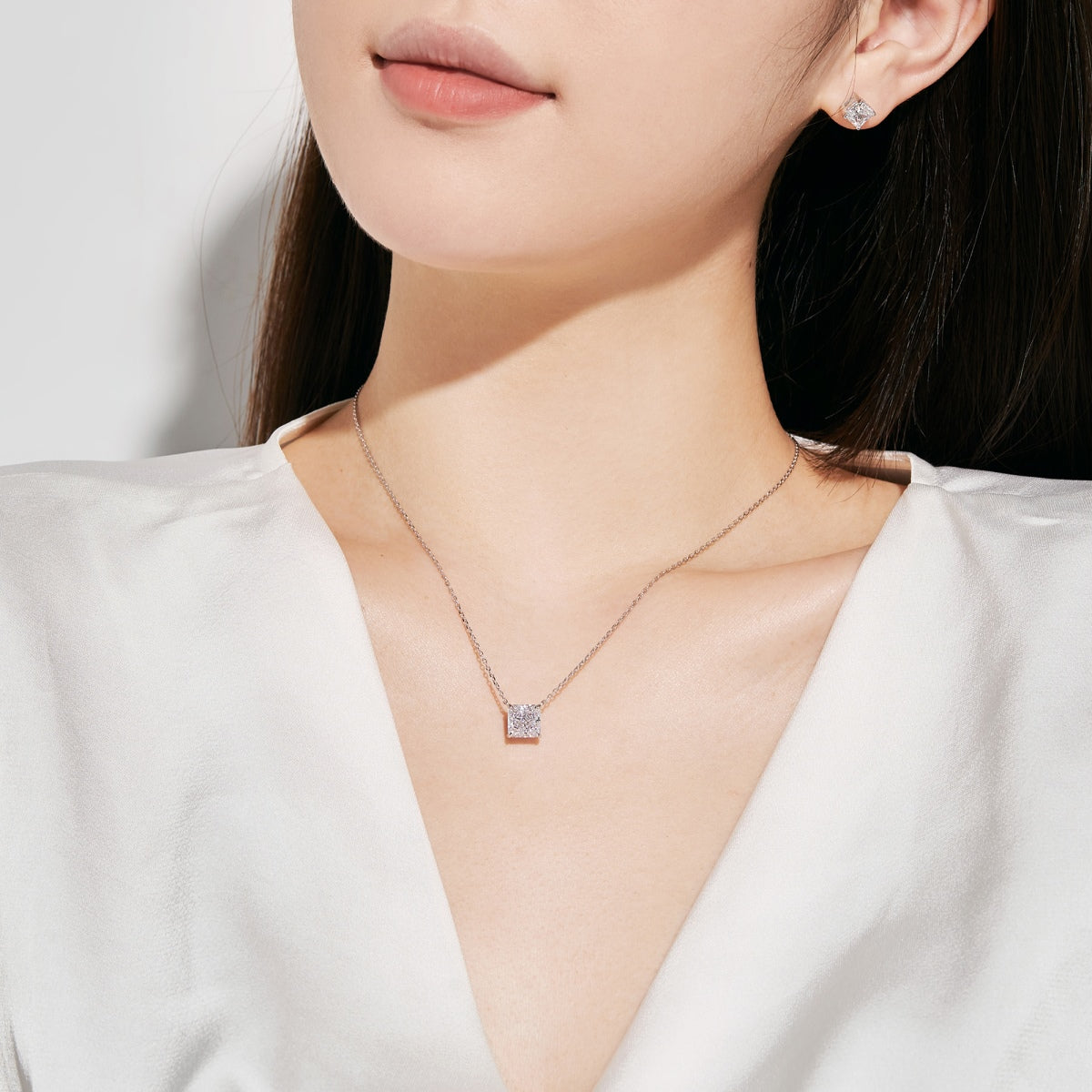 [Elite]1.0 Carat Radiant Princess Cut Wedding Earrings