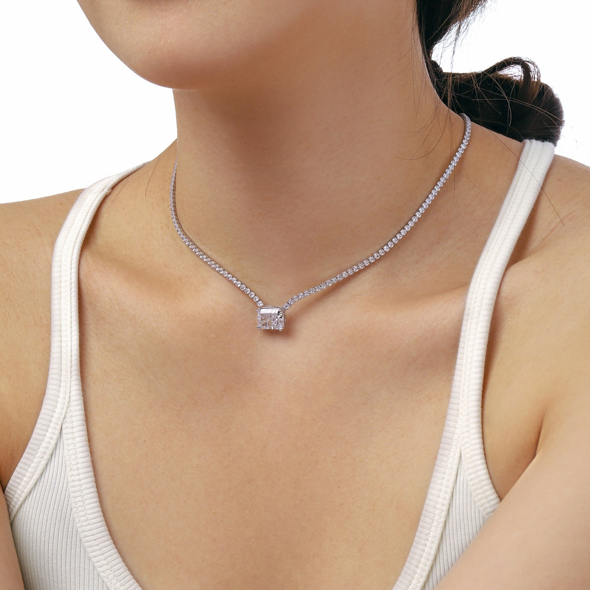 [Elite]4.0 Carat Elegant Radiant Cut Necklace
