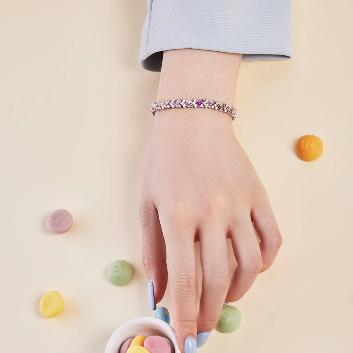 [Elite]Dazzling Unique Multi Shape Daily Bracelet