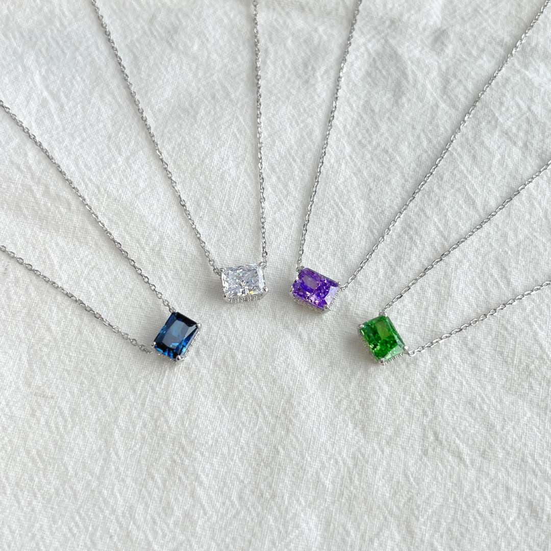 [Elite]Luxurious Square Shape Colorful Necalack