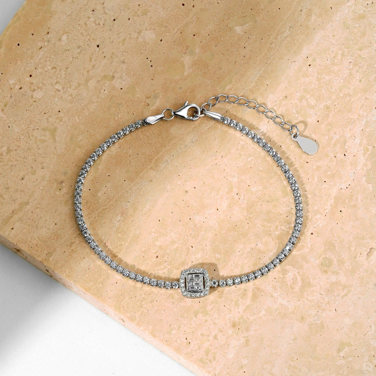 [Elite]Luxurious Dazzling Square Shape Banquet Bracelet