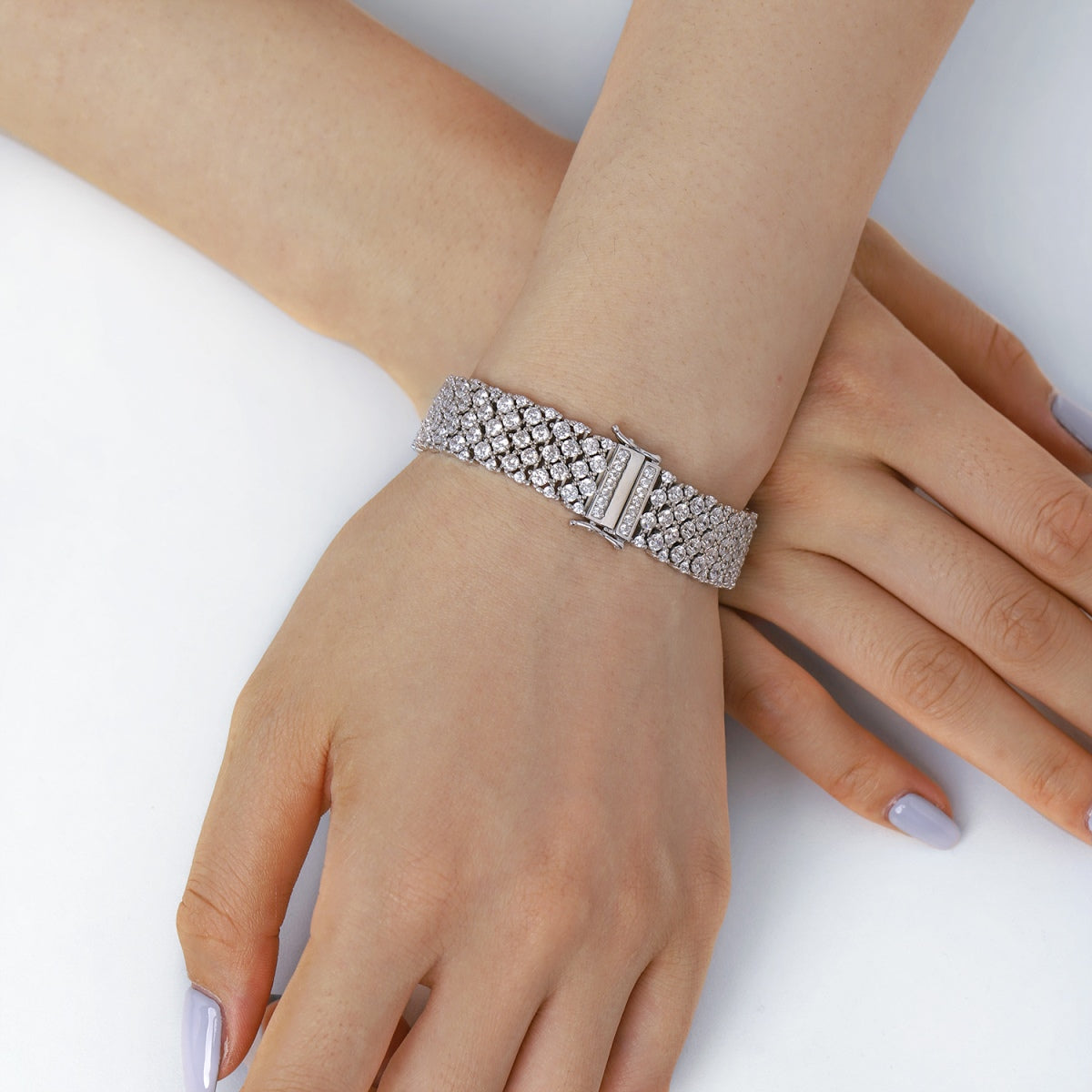 [Elite]Ornate Elegant Round Cut Party Bracelet