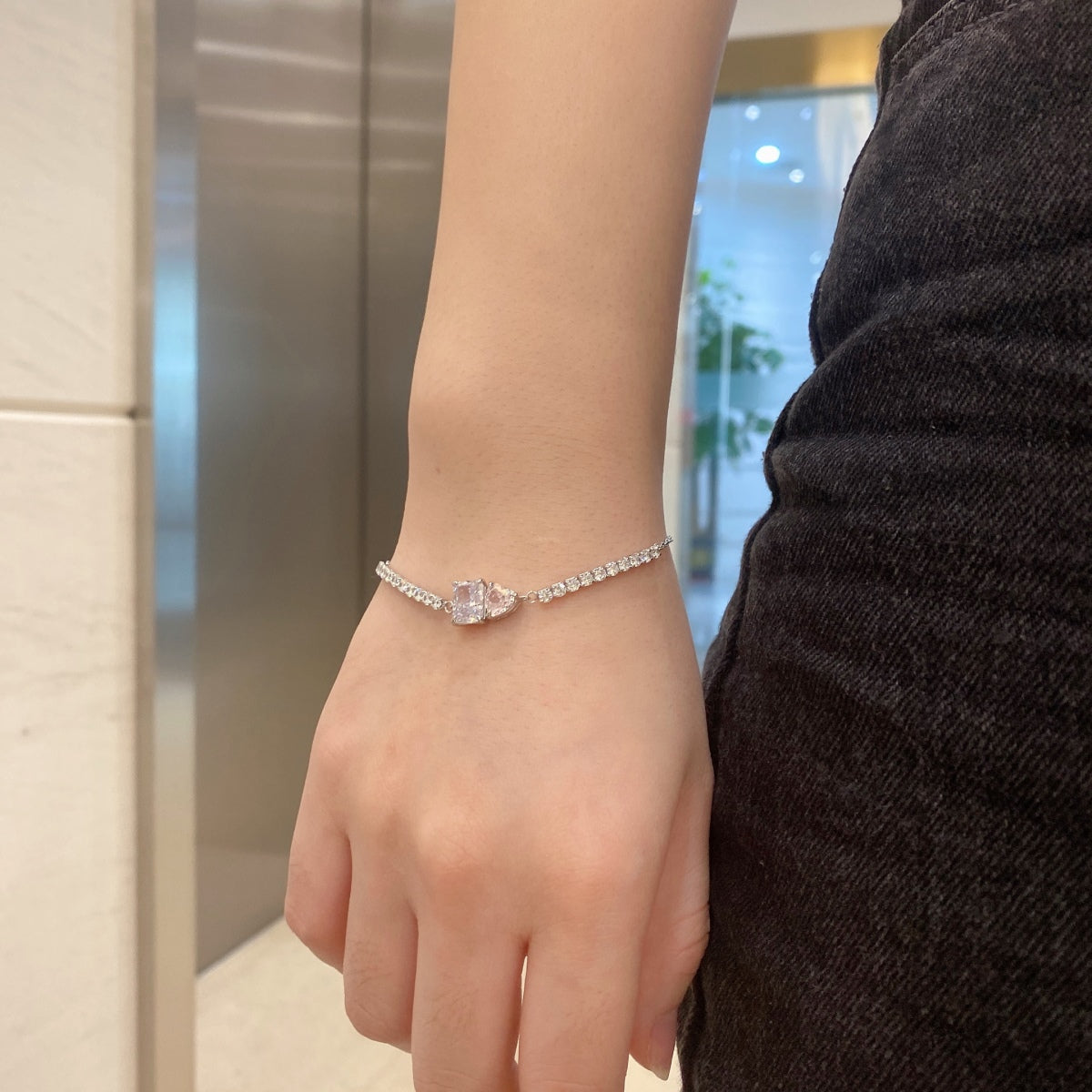 [Elite]Dazzling Unique Multi Shape Lover Bracelet