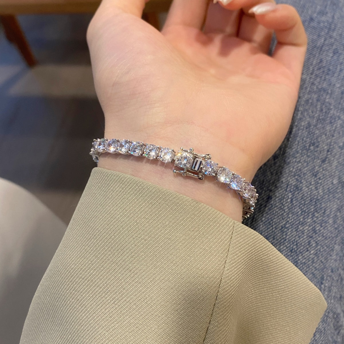 [Elite]Ornate Sparkling Round Cut Wedding Bracelet