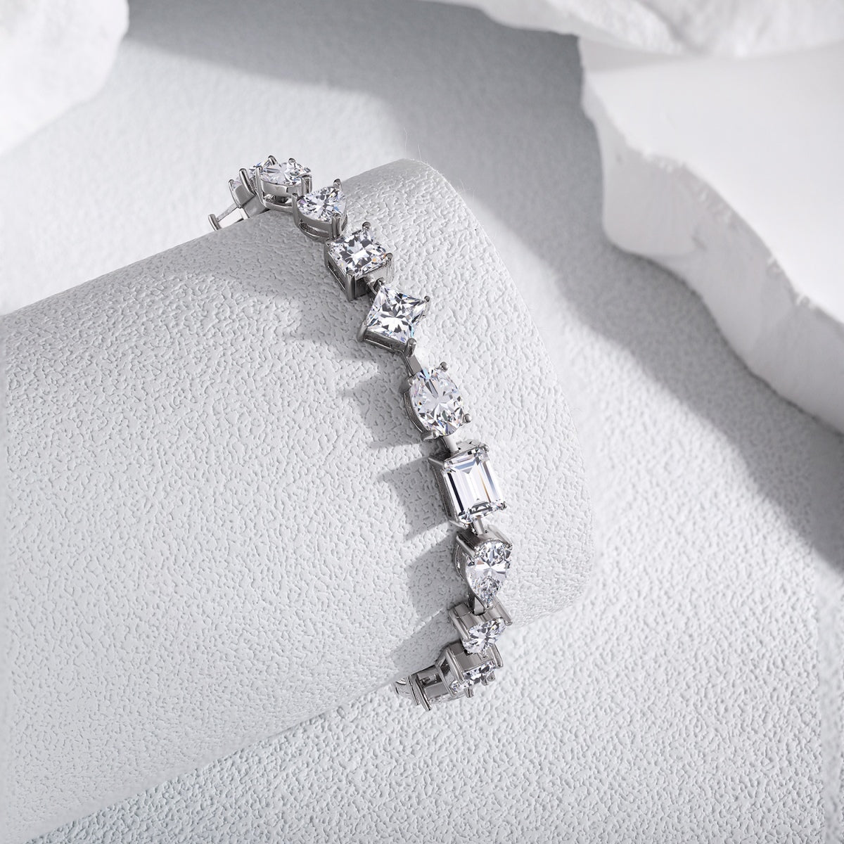 [Elite]Unique Exquisite Multi Cut Daily Bracelet