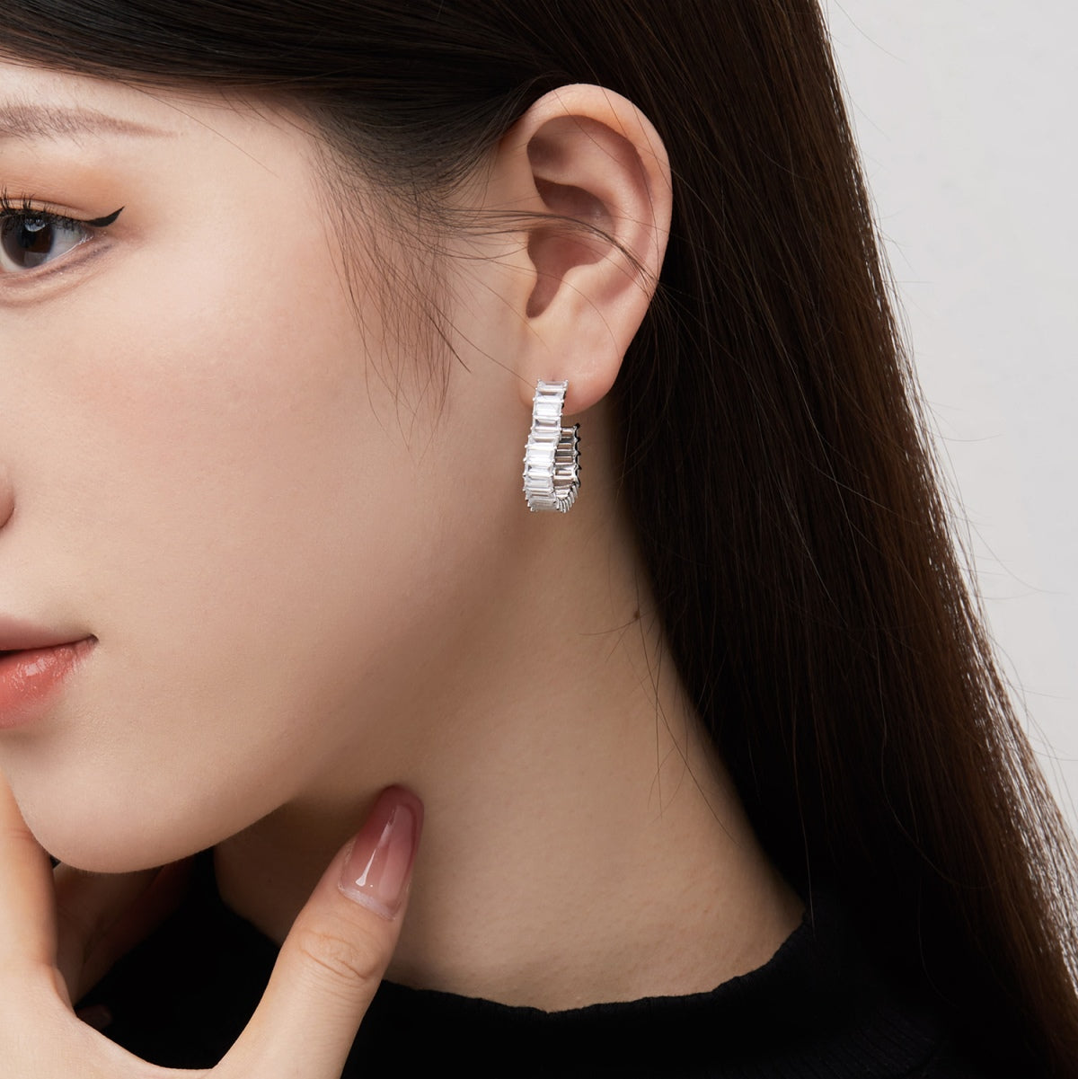 [Elite]Radiant Heart Cutout Earrings
