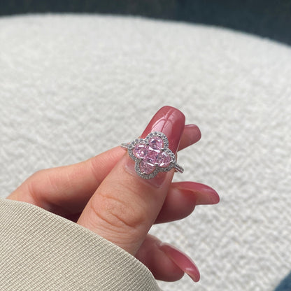[Elite]Luxurious Eternity Flower Shape Banquet Ring
