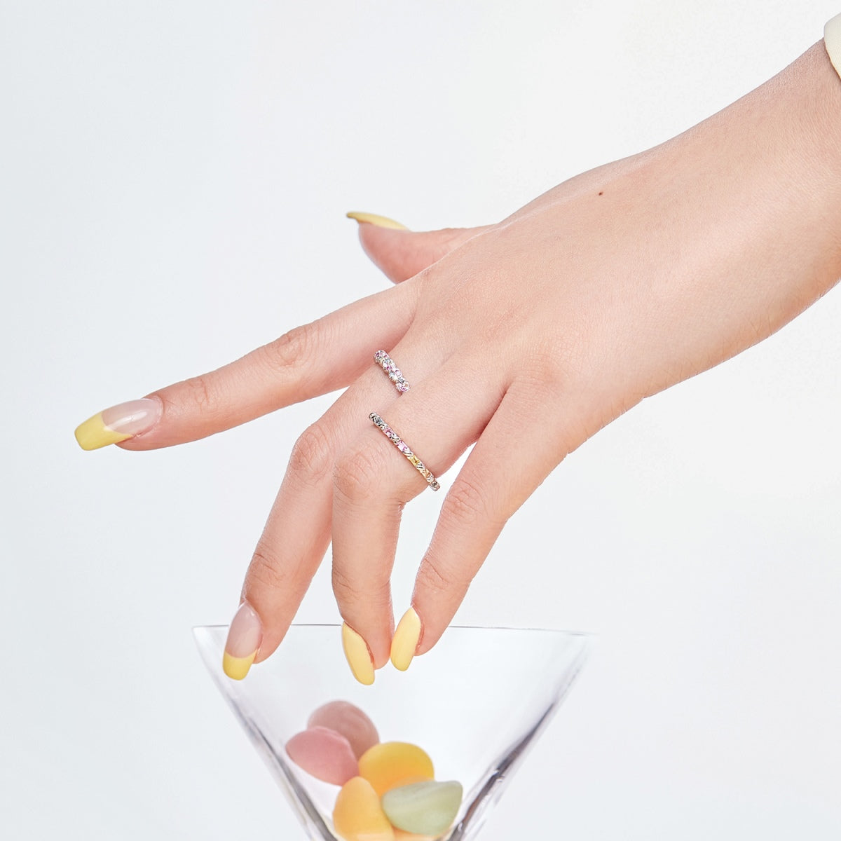 [Elite]Dainty Ebullient Round Cut Daily Ring