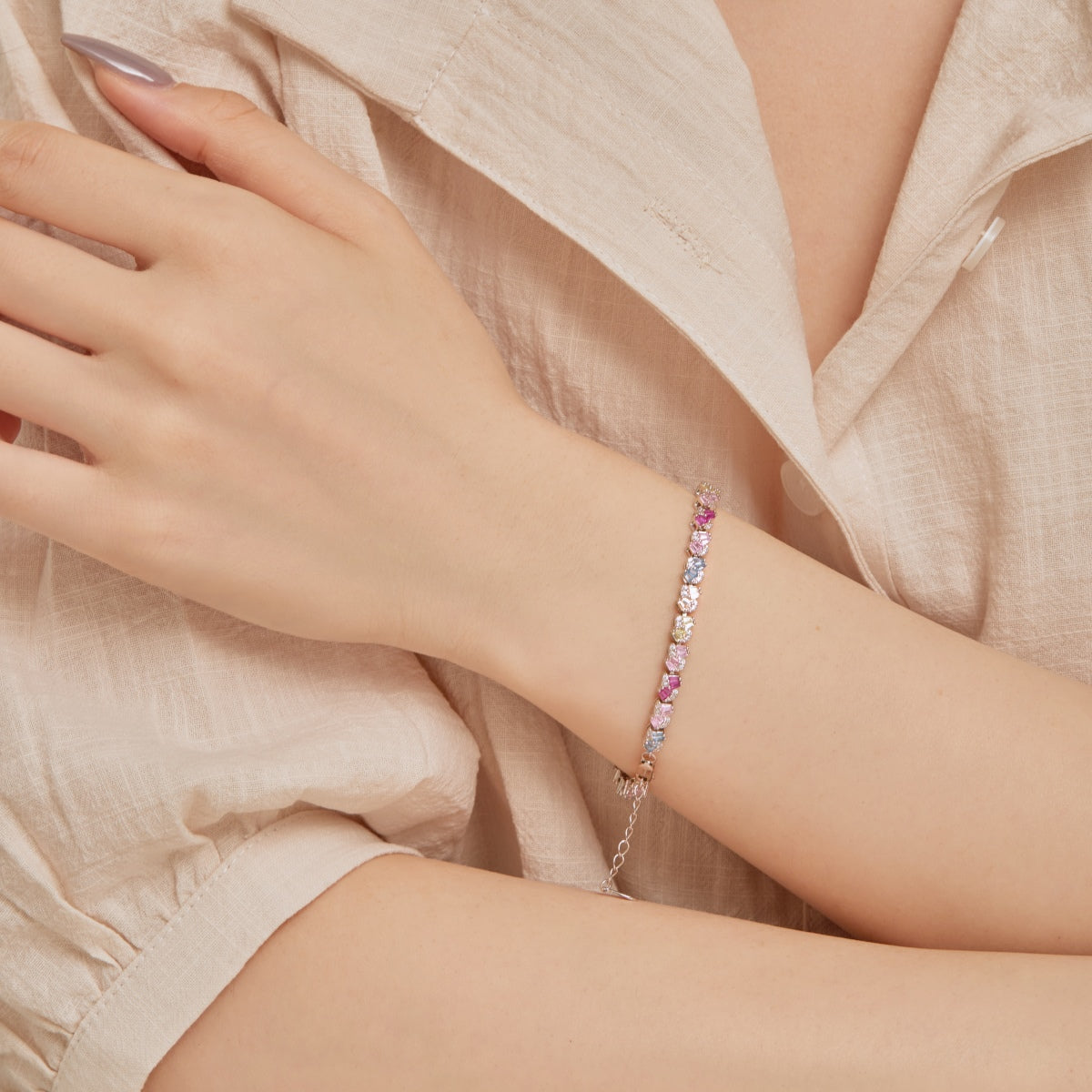 [Elite]Ornate Colorful Flower Shape Party Bracelet