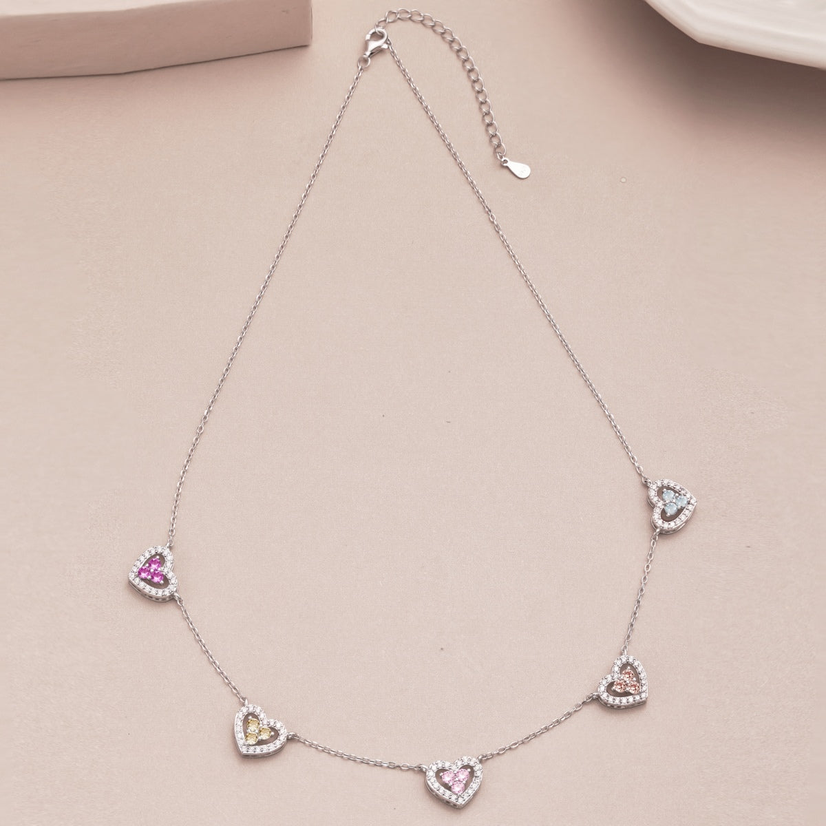 [Elite]Sparkling Five Heart Necklace