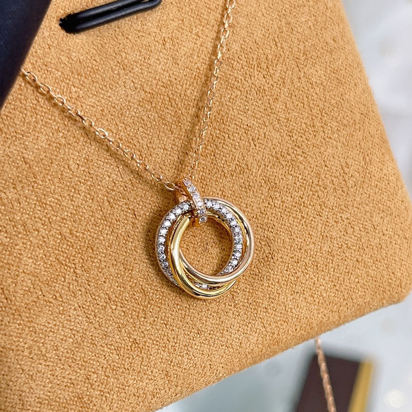 [Elite]TRINITY NECKLACE SILVER GOLD PINK GOLD DIAMONDS