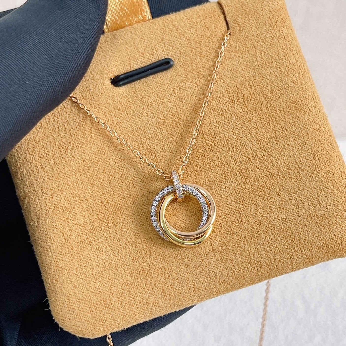 [Elite]TRINITY NECKLACE SILVER GOLD PINK GOLD DIAMONDS
