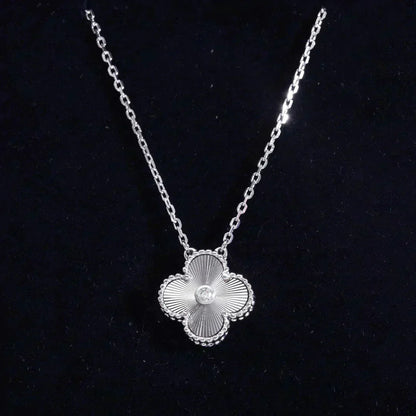 [Elite]CLOVER  15MM DIAMOND LASER NECKLACE SILVER