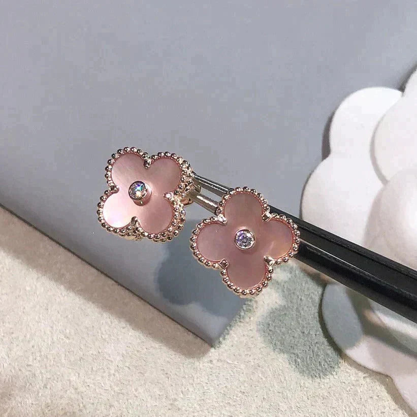 [Elite]CLOVER MEDIUM 1 MOTIFS  PINK MOP DIAMOND EARRINGS