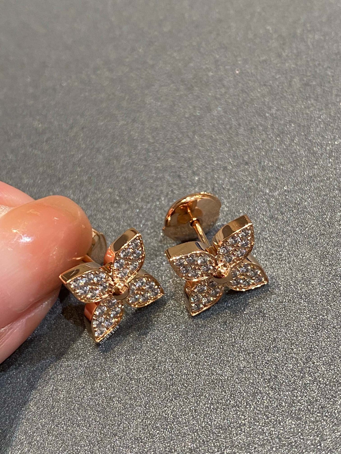 [Elite]STAR DIAMOND EARRINGS