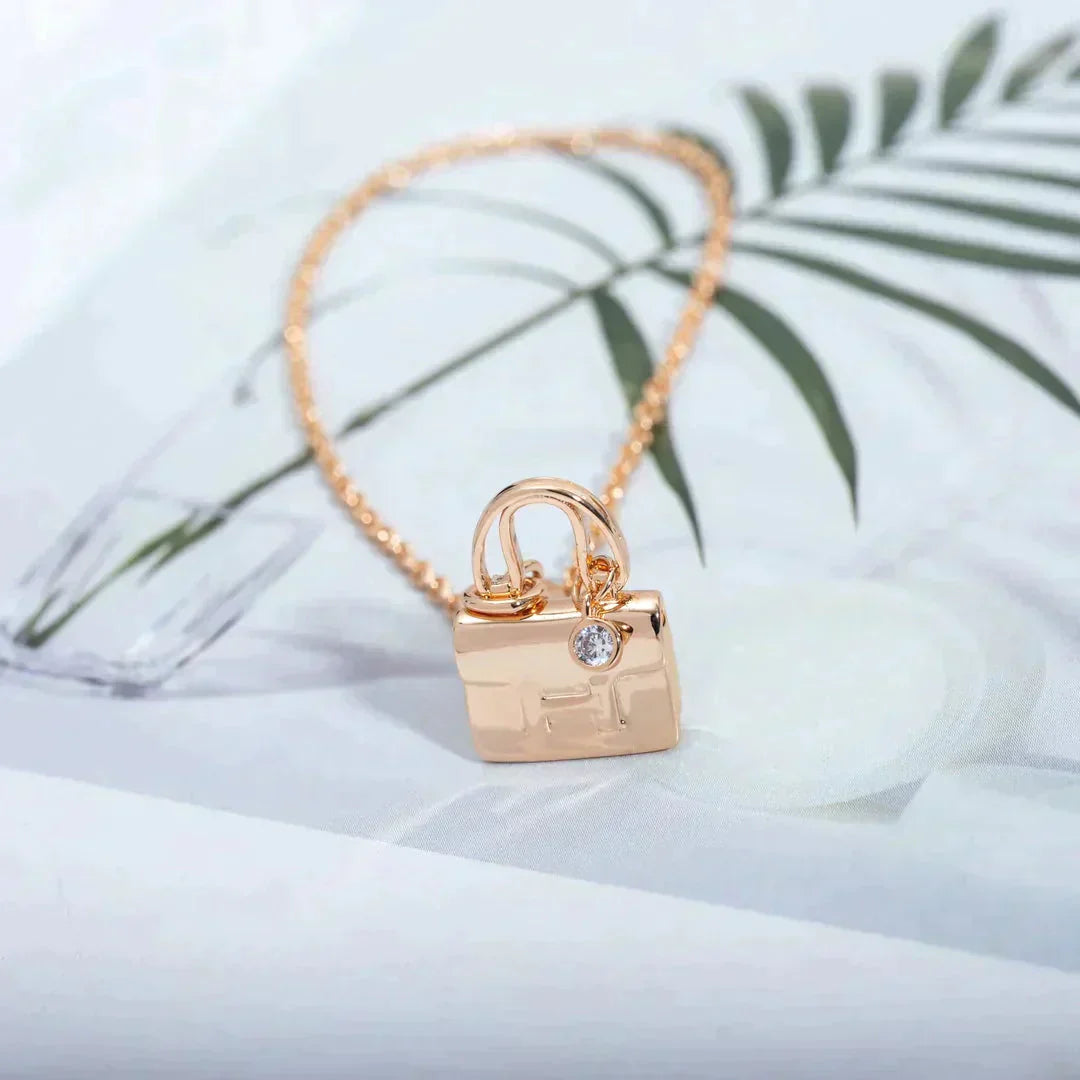 [Elite]AMULETTE PEDANT ROSE GOLD NECKLACE