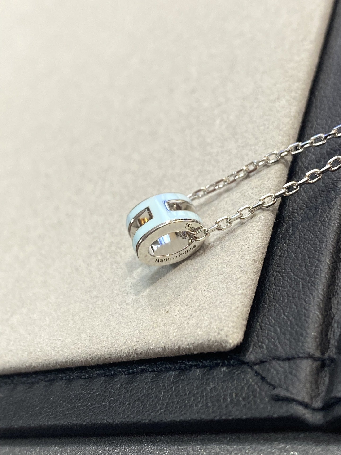 [Elite]POP H LIGHT BLUE NECKLACEGALE