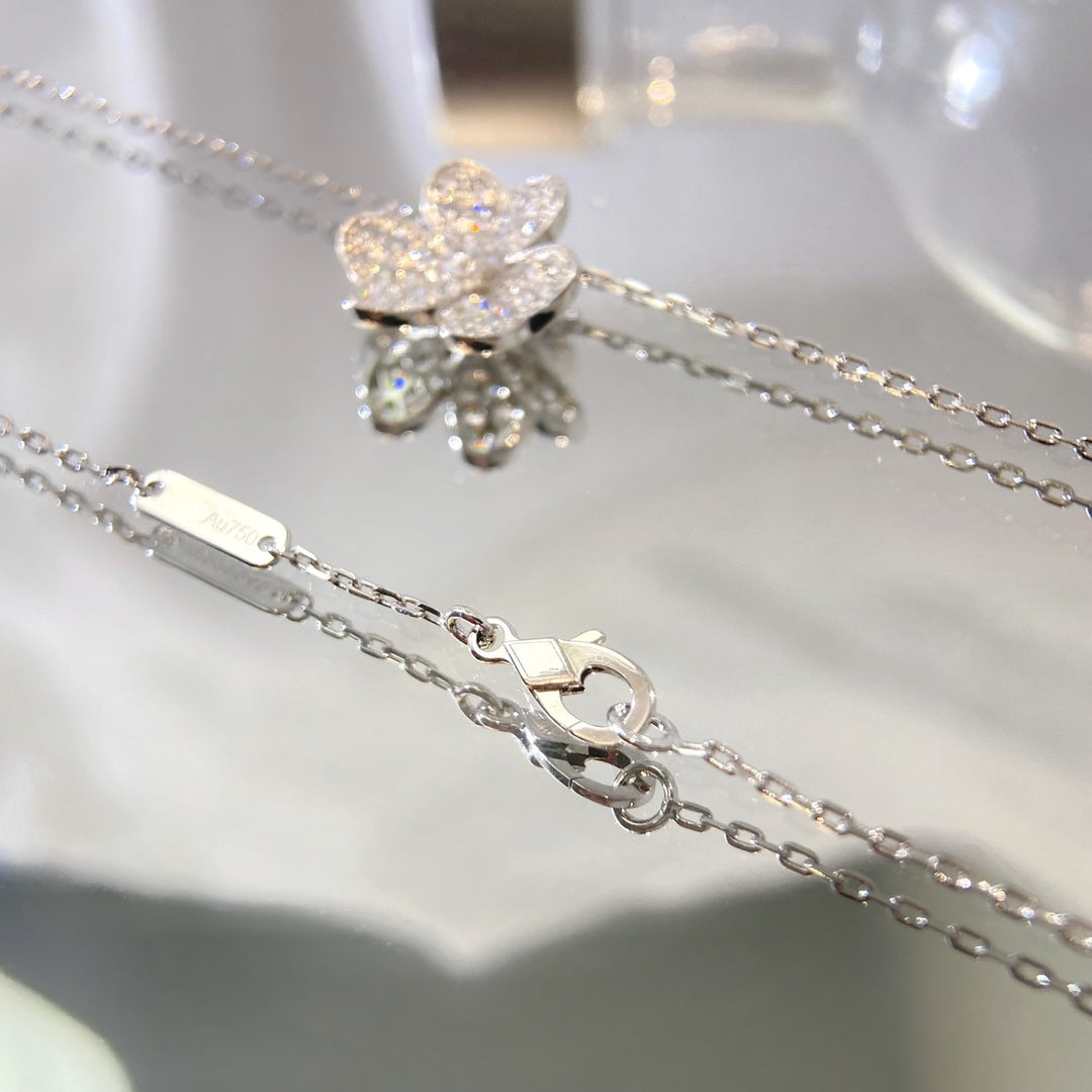 [Elite]FLOWER DIAMOND NECKLACE