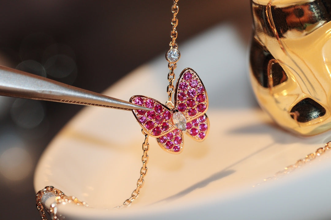 [Elite]BUTTERFLY RED DIAMOND ROSE GOLD NECKLACE