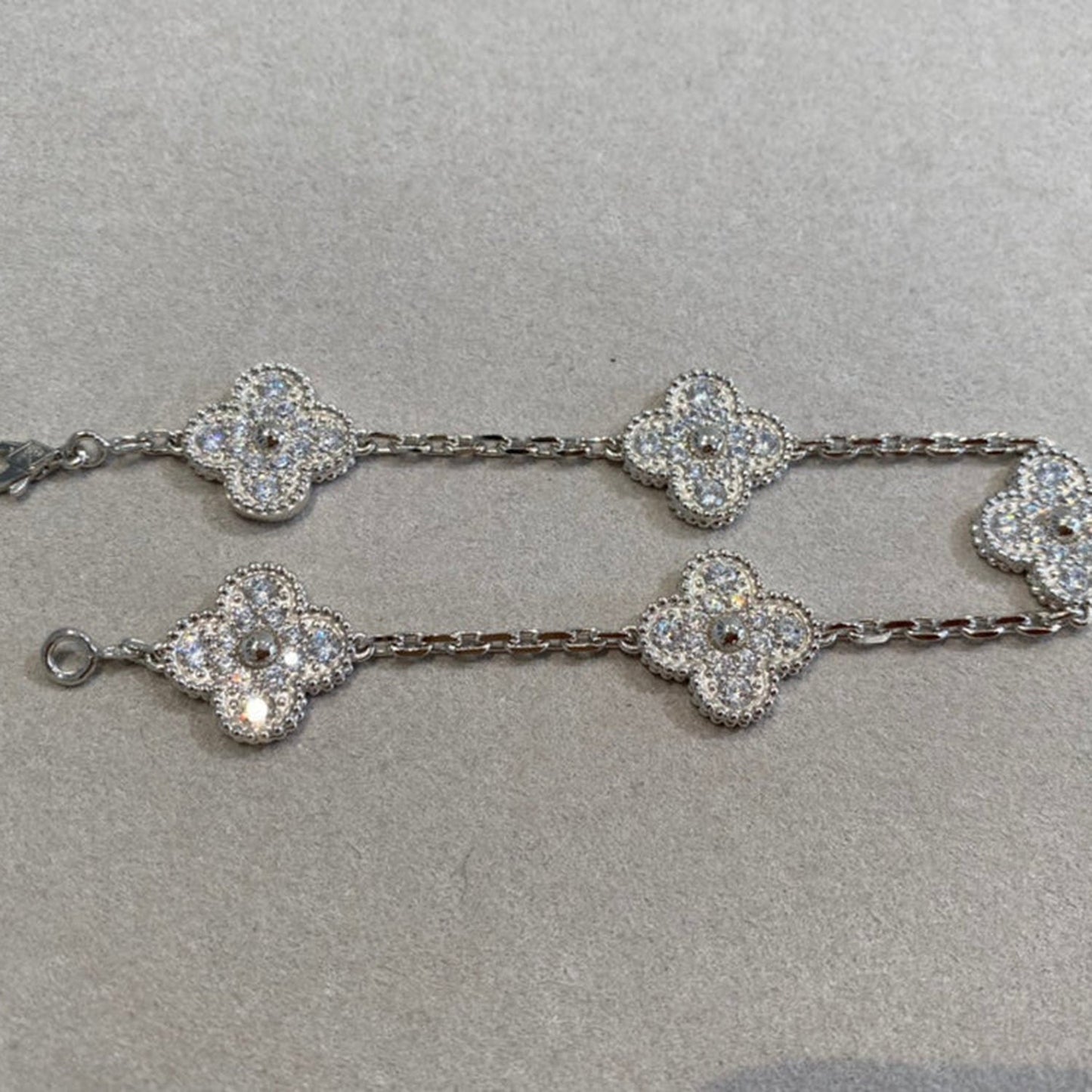 [Elite] CLOVER 5 MOTIF FULL DIAMOND BRACELET COLLECTION