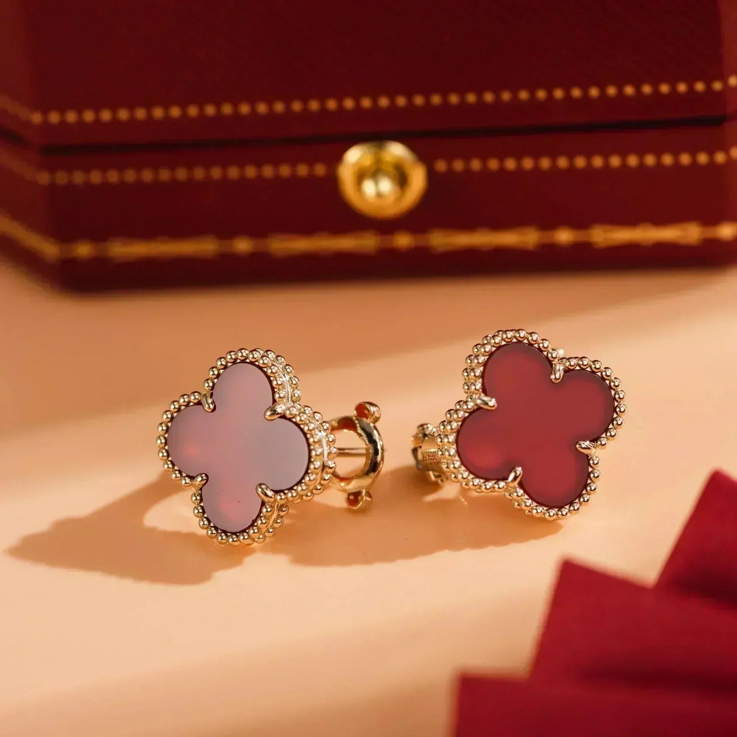 [Elite]CLOVER MEDIUM 1 MOTIFS CARNELIAN  EARRINGS