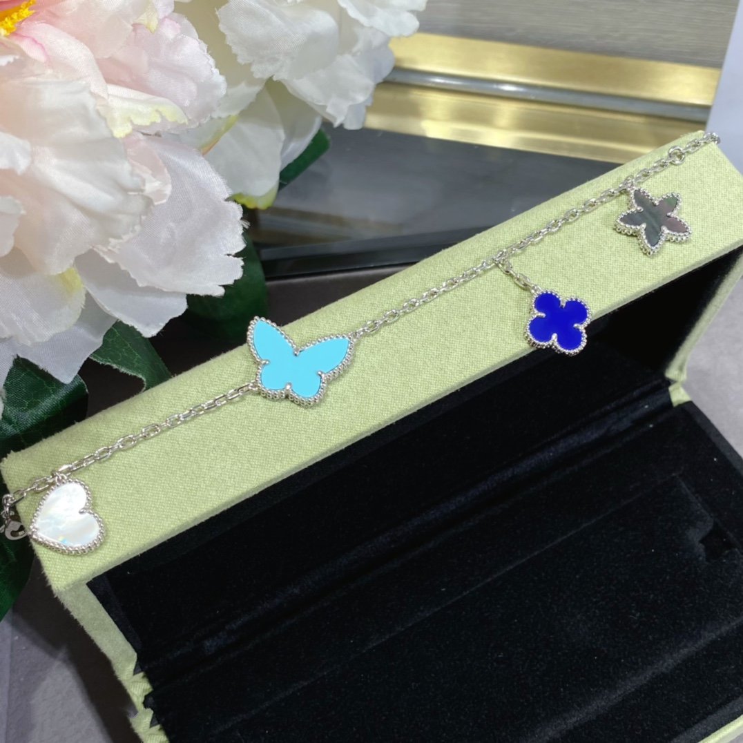 [Elite]LUCKY SPRING SILVER BRACELET 4 MOTIF