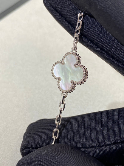 [Elite]CLOVER WHITE PEARL MOP 5 MOTIF BRACELET COLLECTION