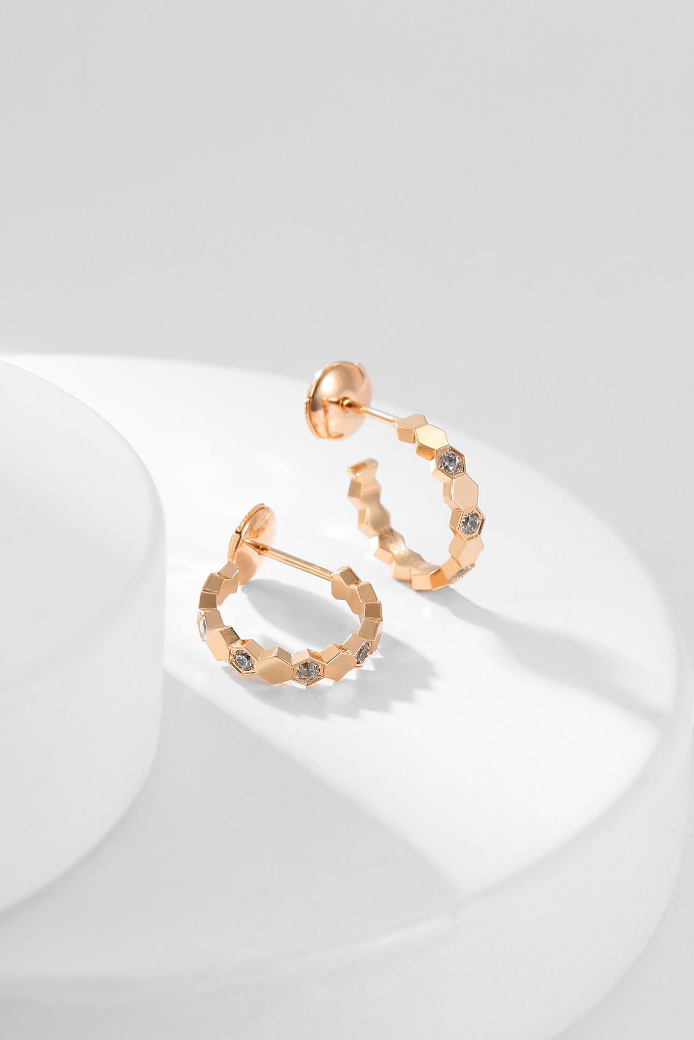 [Elite]BEE LOVE DIAMOND HOOP EARRINGS