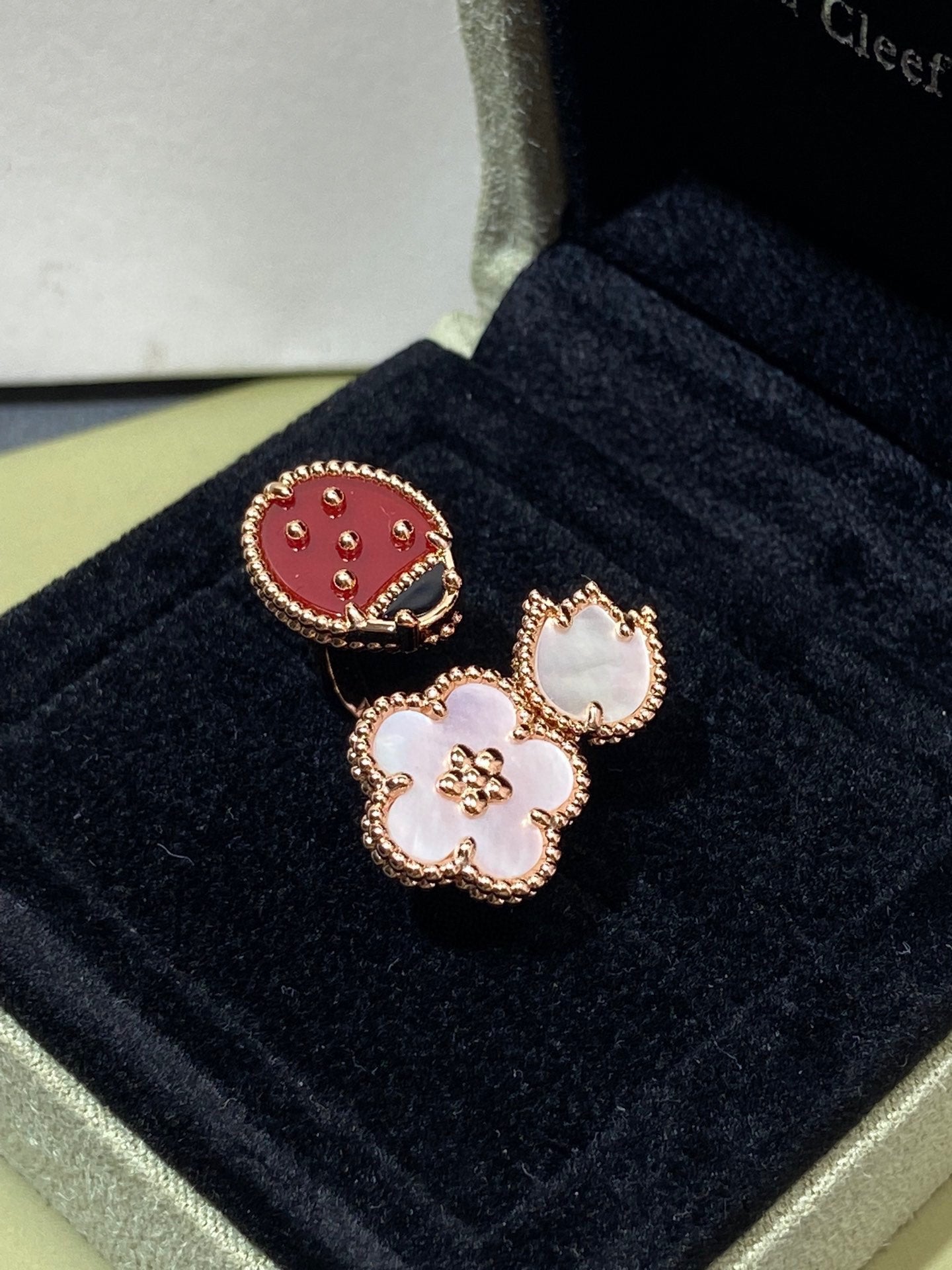 [Elite]LUCKY 3 MOTIF ROSE GOLD RING