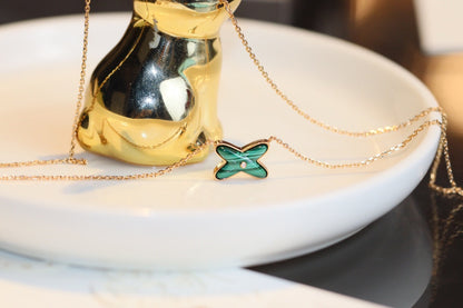 [Elite]JEUX MALACHITE 1 DIAMOND PINK GOLD NECKLACE