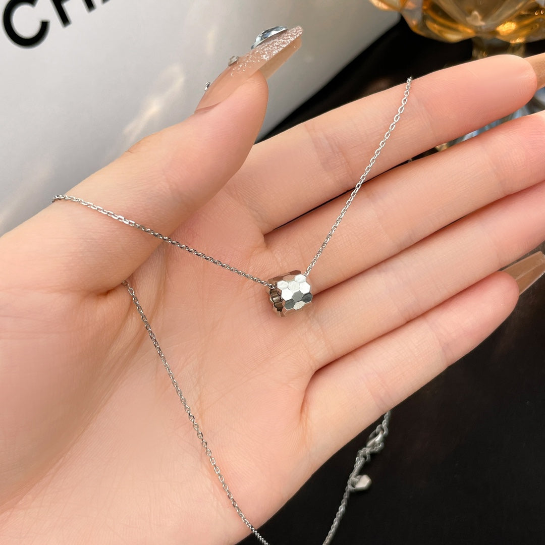 [Elite]BEE MINI NECKLACE