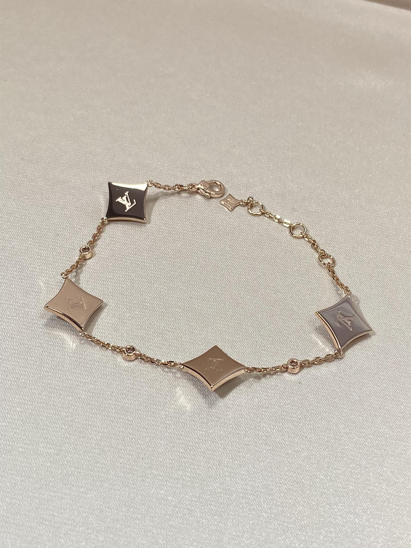 [Elite]STAR 4 MOTIF MOP DIAMOND PINK GOLD BRACELET