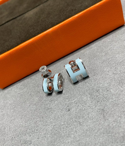 [Elite]POP H SKY BLUE STUD EARRINGS