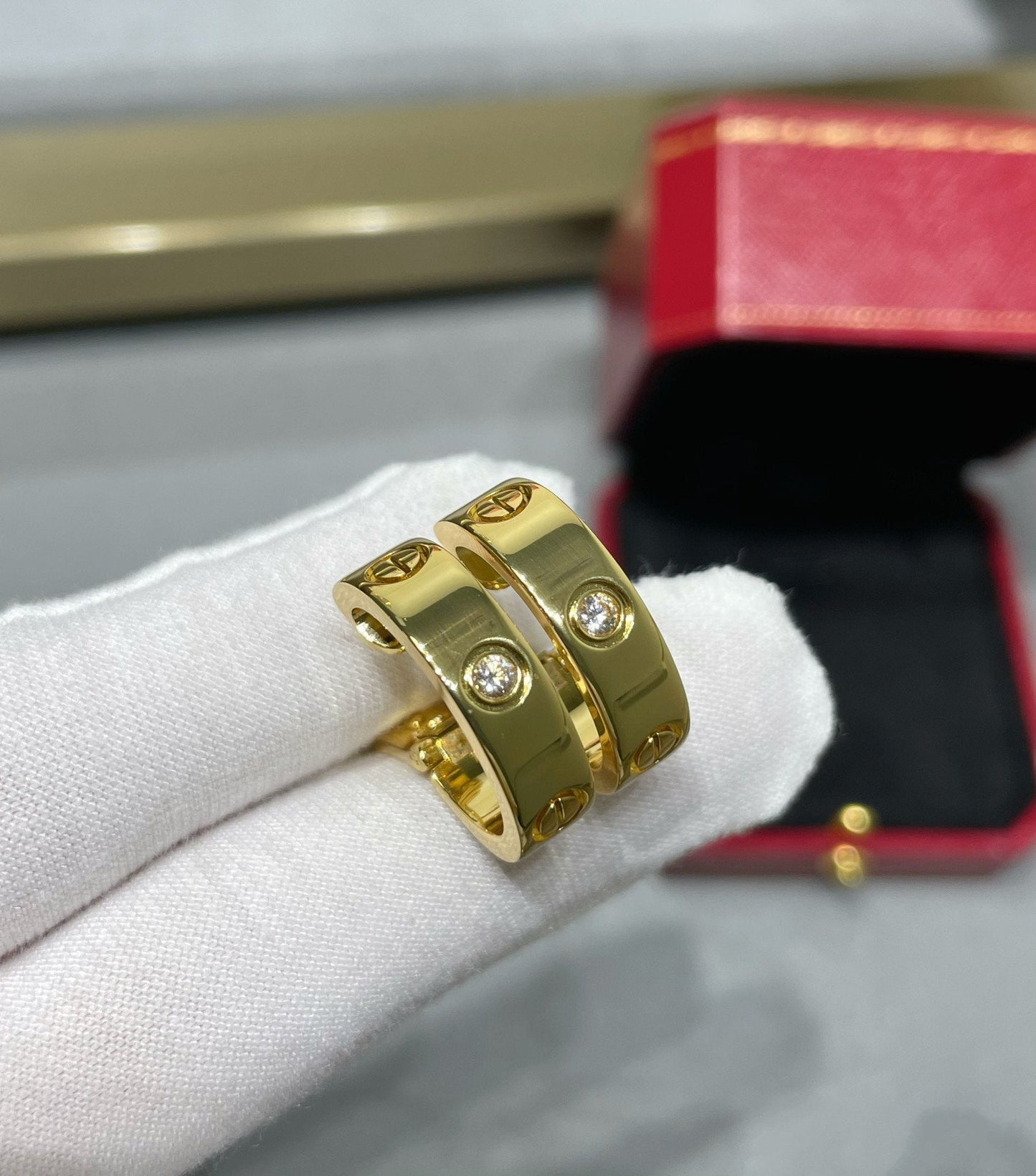 [Elite]LOVE 5.5MM 1 DIAMOND EARRINGS