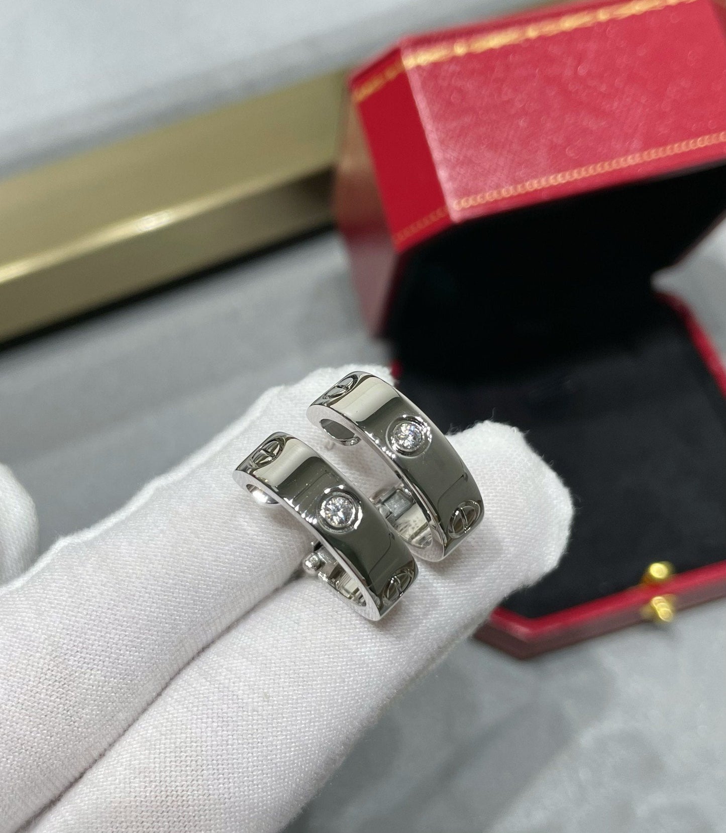 [Elite]LOVE 5.5MM 1 DIAMOND EARRINGS