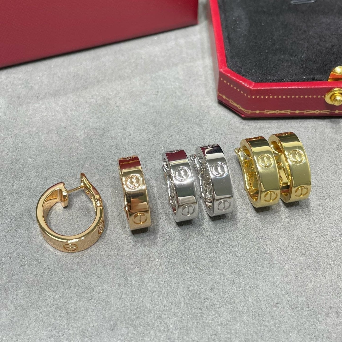 [Elite]LOVE 5.5MM EARRINGS