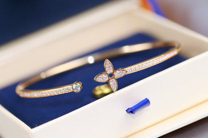 [Elite]IDYLLE PINK GOLD OPEN BRACELET DIAMOND PAVED