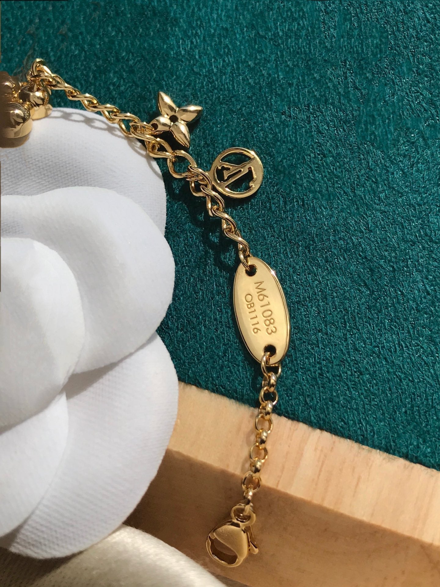 [Elite]BLOOMING PINK GOLD MOP BRACELET
