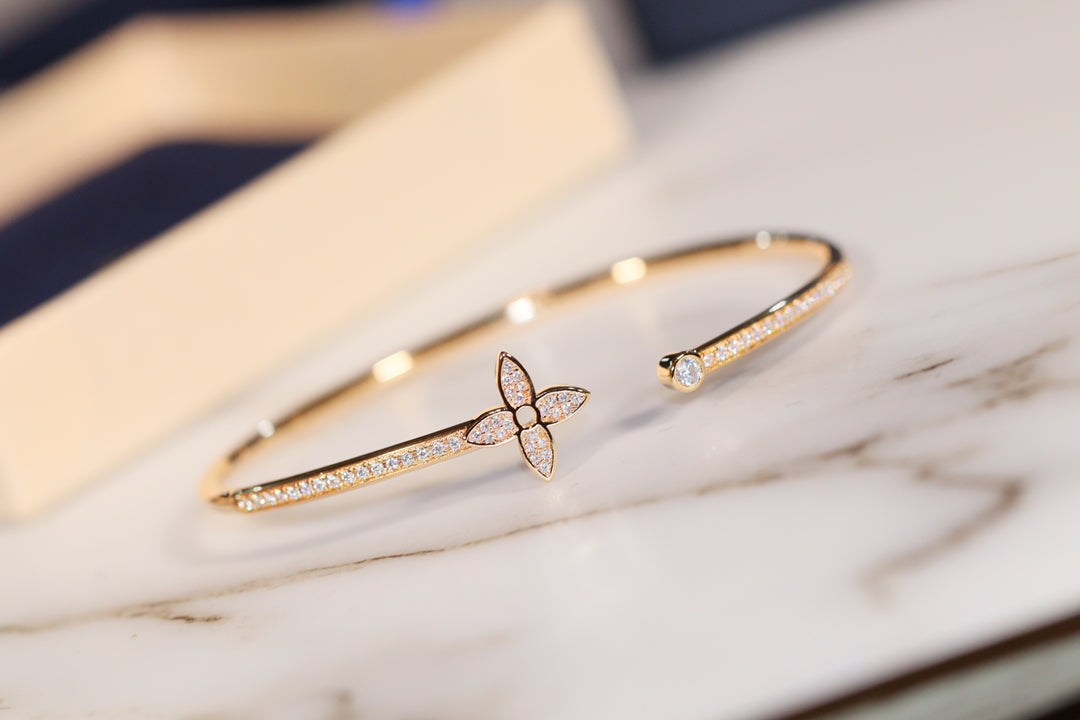 [Elite]IDYLLE GOLD OPEN BRACELET DIAMOND PAVED