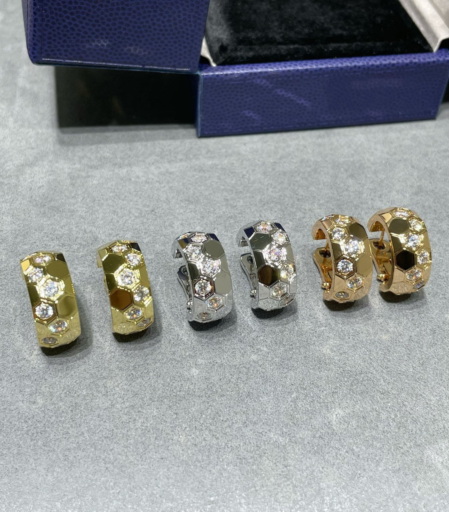 [Elite]BEE LOVE DIAMOND HOOP EARRINGS