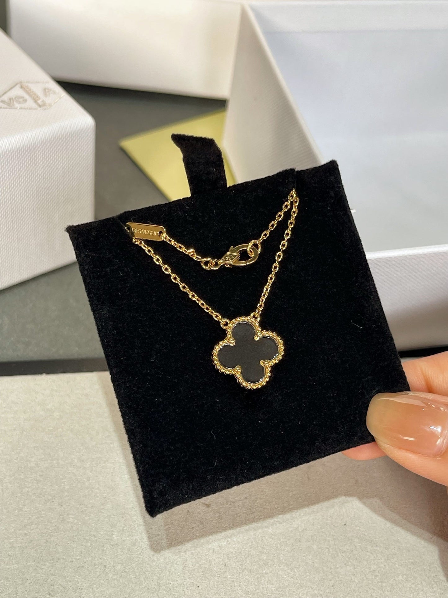 [Elite]CLOVER ROCK CRYSTAL ROSE GOLD NECKLACE