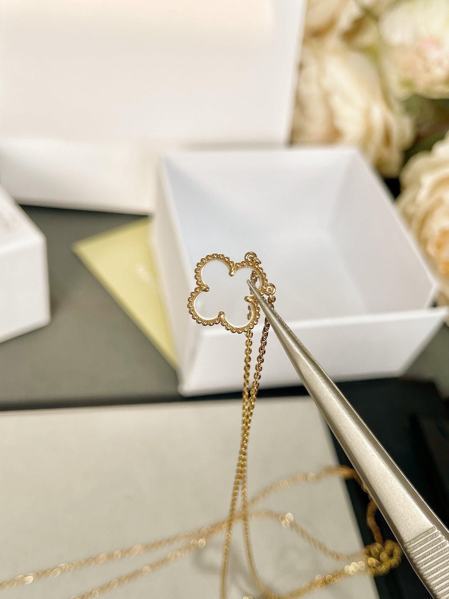 [Elite]CLOVER ROCK CRYSTAL ROSE GOLD NECKLACE