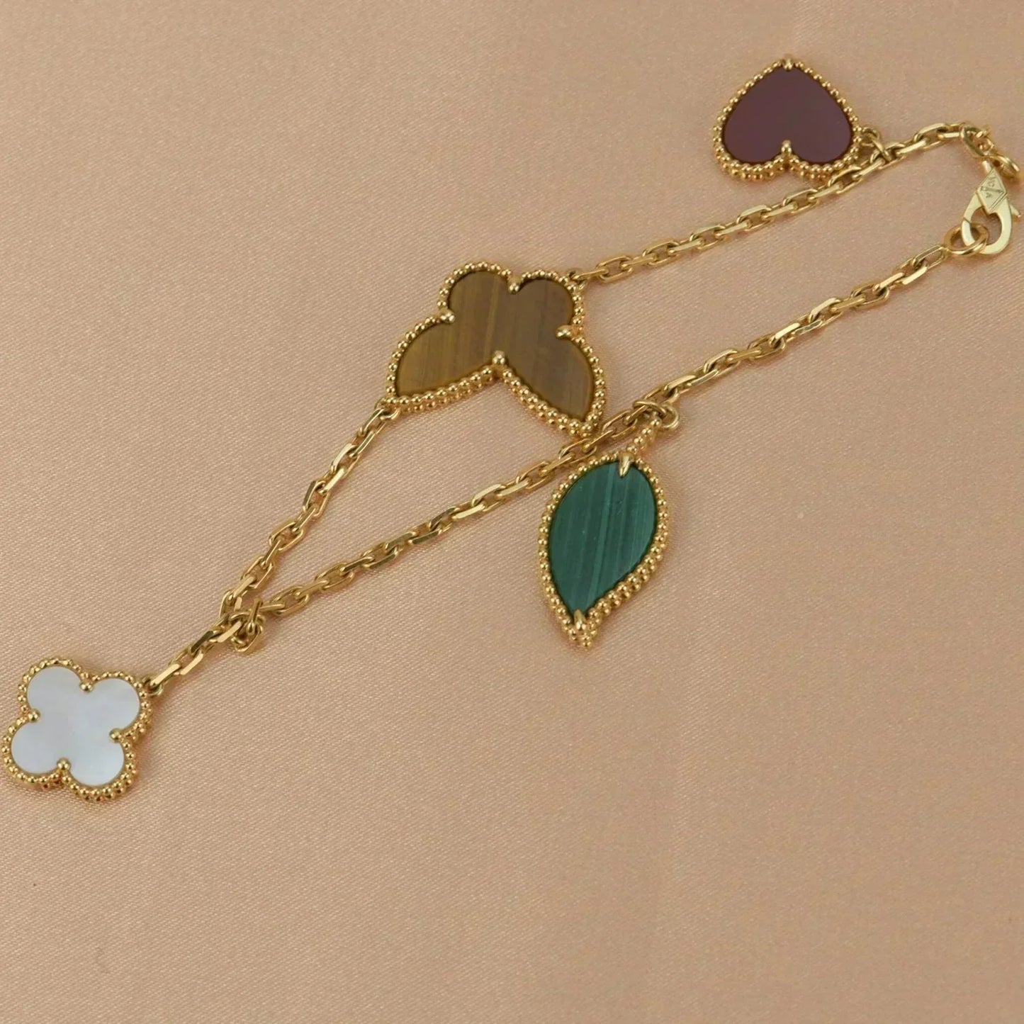 [Elite]LUCKY SPRING 5 MOTIF GOLD BRACELET
