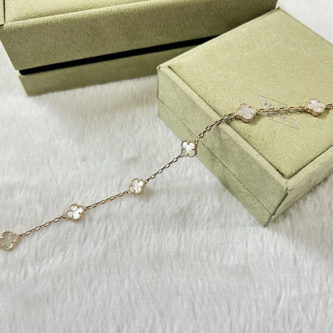 [Elite]CLOVER 6 MOTIF WHITE MOP BRACELET