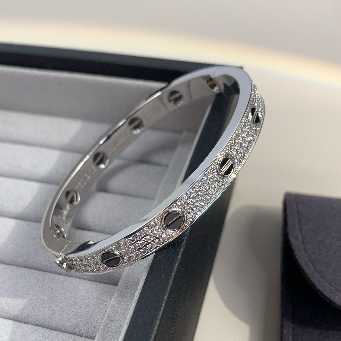 [Elite]LOVE BRACELET 6.1MM DIAMOND-PAVED CERAMIC