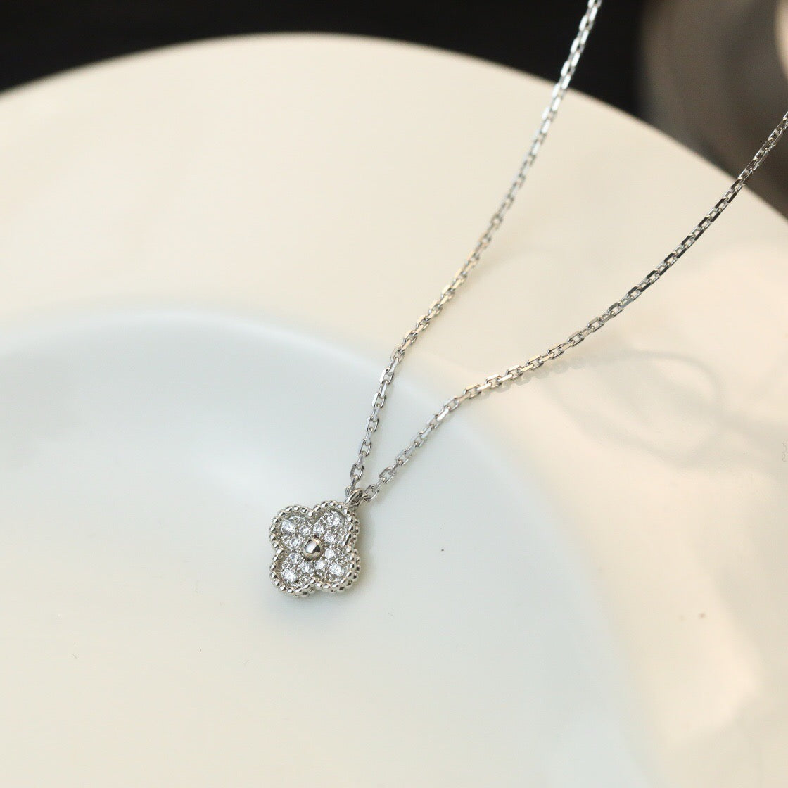 [Elite]CLOVER MINI 9.5MM PENDANT DIAMOND NECKLACE