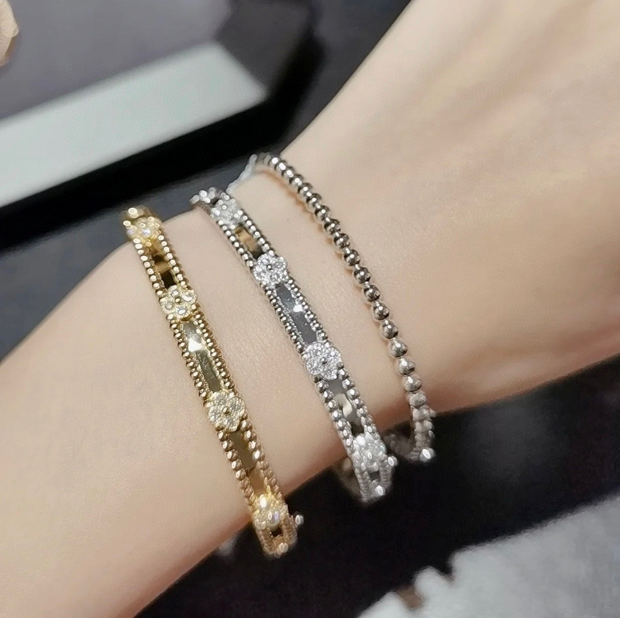 [Elite]CLOVER BRACELET 4MM DIAMONDS